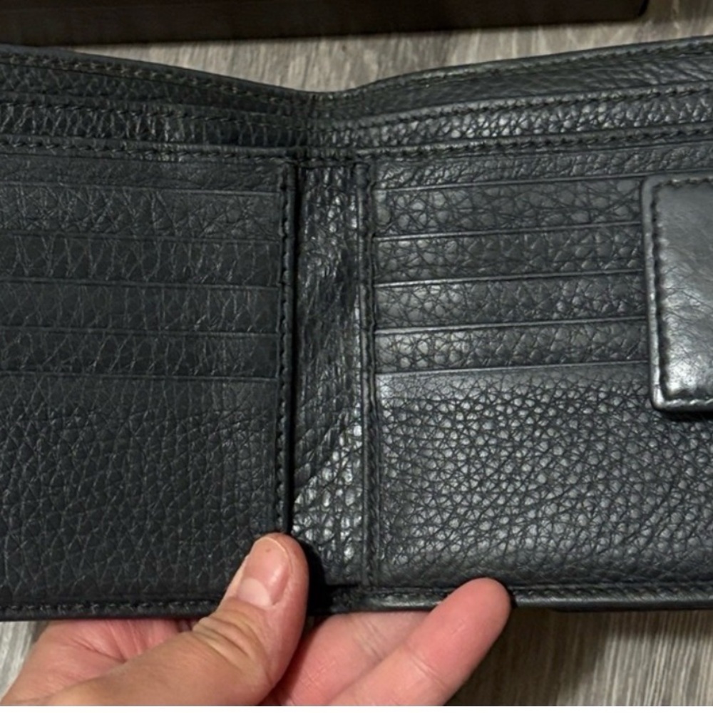 Gucci Gray Horsebit Wallet with Maroon Stripe-EUC (Looks new) - Picture 3 of 7